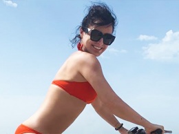 Лето на "Сплетнике": Тина Канделаки, Бар Рафаэли и другие делятся отпускными снимками