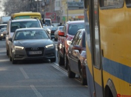 Обстановка на одесских дорогах: пробка у Ж/Д вокзала