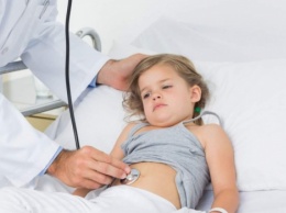 В Хмельницкую больницу госпитализировали 24 ребенка с кишечной инфекцией