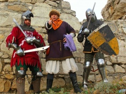 Турнир-фестиваль по историческому фехтованию «Щит Кафы» состоится в Феодосии 11 и 12 мая