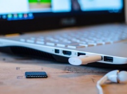 Прошло 30 лет: Windows 10 научилась безопасно извлекать USB-накопители без вмешательства