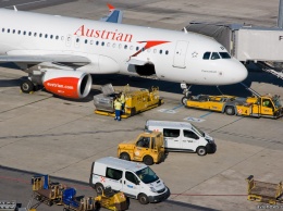 В аэропорту Албании ограбили самолет Austrian Airlines