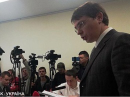 Суд выдал постановление на арест Крючкова
