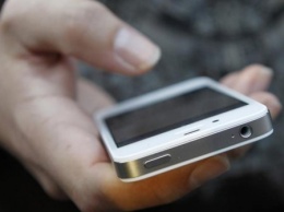 В Новой Каховке девушка едва не лишилась дорогого смартфона из-за мошенников