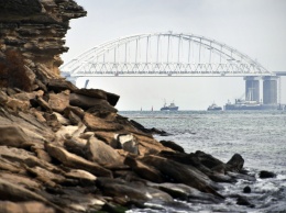 Крымский мост постиг невиданный коллапс: сотни людей оказались в заложниках ситуации
