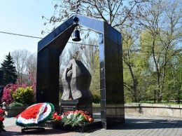 В Симферополе почтили память погибших в Чернобыльской катастрофе