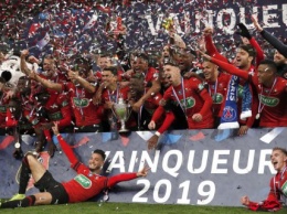 "Пари Сен-Жермен" сенсационно проиграл финал Кубка Франции, ведя в счете 2:0