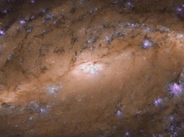 "Хаббл" получил снимок "образцовой" спиральной галактики