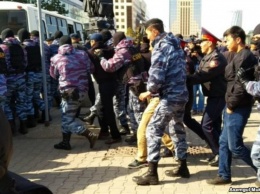 В Казахстане прошли митинги против досрочных выборов президента