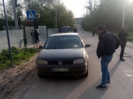 В Черновцах водитель легковушки наехал на 5-летнего ребенка на пешеходном переходе