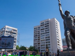 Возле памятника Воину-освободителю прошел церемониал памяти