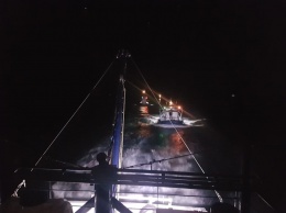 В Черном море под Одессой пограничники задержали три рыбацкие шхуны из Турции