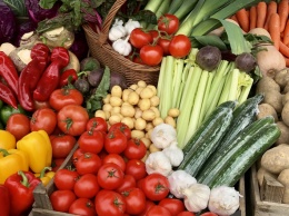Овощи дорожают, доллар дешевеет: что будет с ценами в мае
