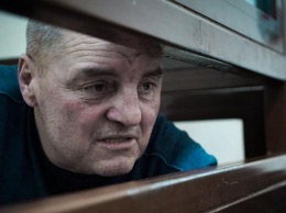 Политзаключенного Бекирова вывозили в клинику вне СИЗО для обследования - журналист