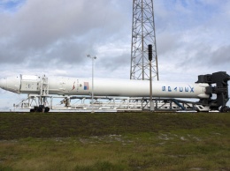 SpaceX не удалось отправить интернет-спутники в космос - запуск перенесли