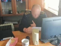 СБУ схватила таможенника из Одессы, который продавал секретные базы данных