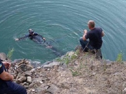Трагедия на воде: в Кривом Роге в карьере утонул подросток