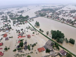 Разрушительные последствия наводнения на Закарпатье сняли с высоты птичьего полета: видео