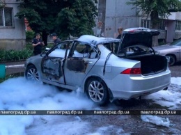 В Павлограде взорвали машину местного боксера