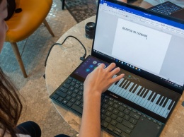 ASUS выпустила ноутбук с двумя 4K-дисплеями