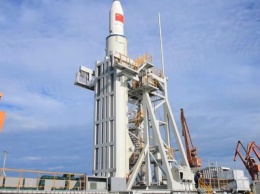 Китай впервые в истории запустил ракету с плавучей платформы