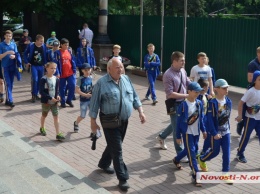 В Николаеве на сессию горсовета пришли с протестом воспитанники «Трудовых резервов»