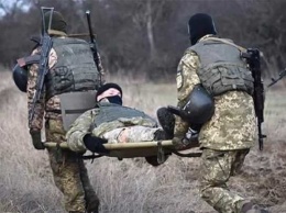 Мина попала в блиндаж: на Донбассе двое бойцов "Азова" погибли, еще восемь ранены, - ФОТО