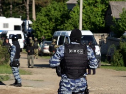 ФСБ проводит новые обыски и задержания по делам "Хизб ут-Тахрир"