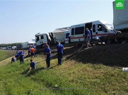 В Тульской области в ДТП пострадали саперы, ехавшие в Керчь для работ по разминированию