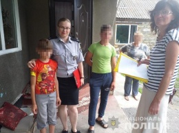 Ювенальные полицейские Одесской области провели проверку "неблагополучных" семей