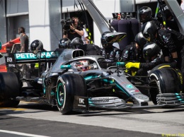 Mercedes: О стратегии гонки и проблемах с охлаждением