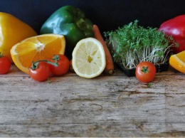Эти фрукты и овощи в холодильнике хранить нельзя