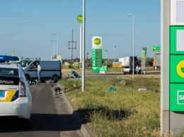 Смертельное ДТП на Донецком шоссе возле WOG: фото и видео с места происшествия