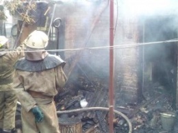 На Днепропетровщине произошел пожар в частном секторе: пострадавший госпитализирован с тяжелыми ожогами