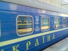 "Укрзализныця" будет продавать билеты на самые популярные поезда за 60 дней до поездки