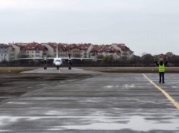 В аэропорту Ужгород заявили об угрозе остановки полетов в Киев