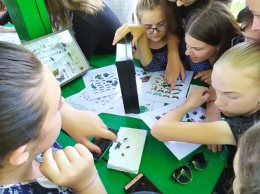 Более 60 школьников завершили обучение в Летней школе ТГМУ - изучали горные породы, редкие растения и насекомых