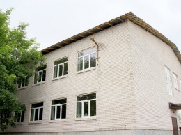 В поселке Чаплино Васильковского района обновляют опорную школу