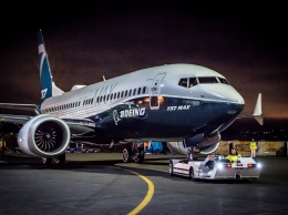 Boeing выделит $100 млн на помощь семьям погибших в катастрофах Boeing 737 MAX