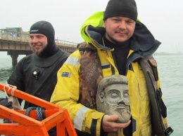 Ученые рассказали о терракотовой голове греческого божества, которую нашли на дне Керченской бухты