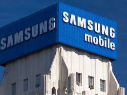 Операционная прибыль Samsung сократилась вдвое - Bloomberg