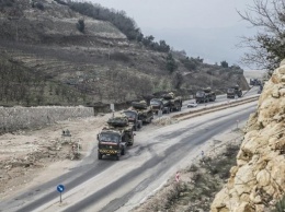 Турция массово перебрасывает войска к Сирии