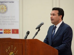 Занесем Варфоломею вместе - пранкеры разыграли премьера Северной Македонии