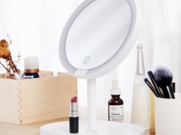Xiaomi выпустила зеркало для макияжа с сенсорным управлением и светодиодной подсветкой