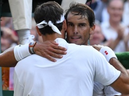 Федерер и Надаль сыграли сумасшедший 40-й матч: лучшие моменты (видео)