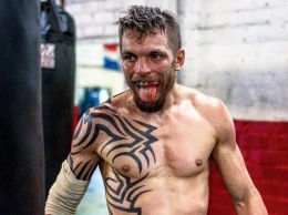 Украинский боксер Редкач встретится со звездным экс-чемпионом в четырех весовых категориях