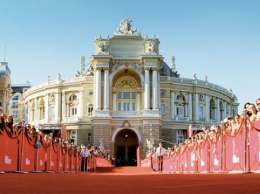 Star Media представит на Одесском кинофестивале сериал "Подорожники"