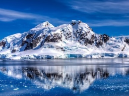 7400 миллиардов тонн искусственного снега предлагают сбросить ученые на Антарктиду