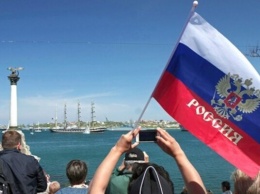 ''Полная ж*па'': в Крыму разозлились на туристов из России