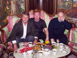 Отравление, которого не было. Как странная болезнь Ющенко изменила историю Украины
